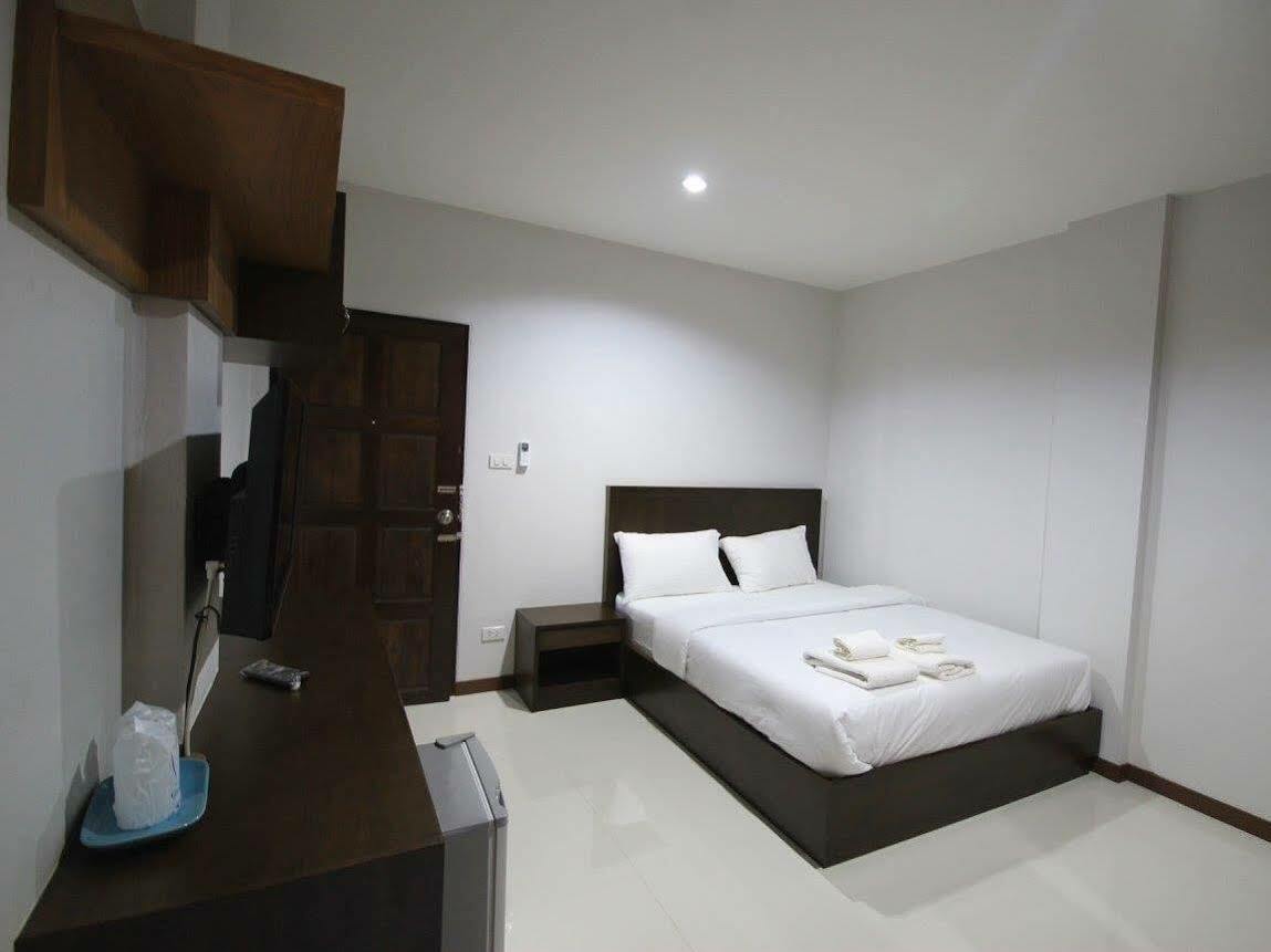 Siriwat Apartment Chiang Mai Eksteriør bilde